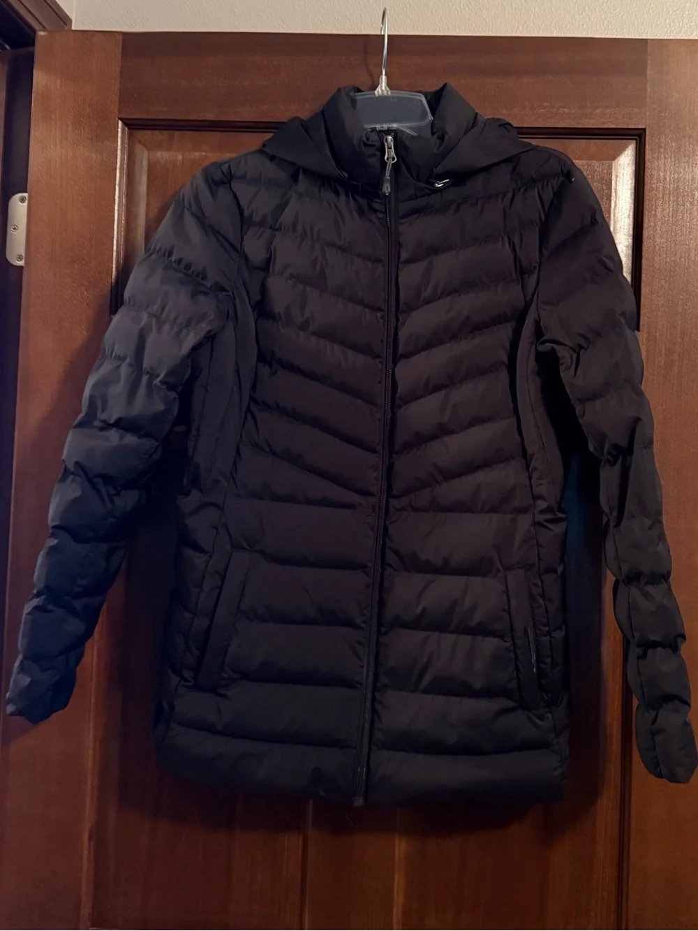 32 Degrees Women's Lightweight Black Hooded Packable Puffer Coat